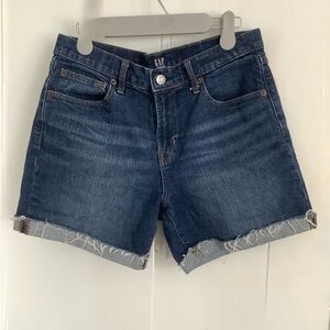 GAP Blue Jean Shorts Frayed Hem Relaxed Fit